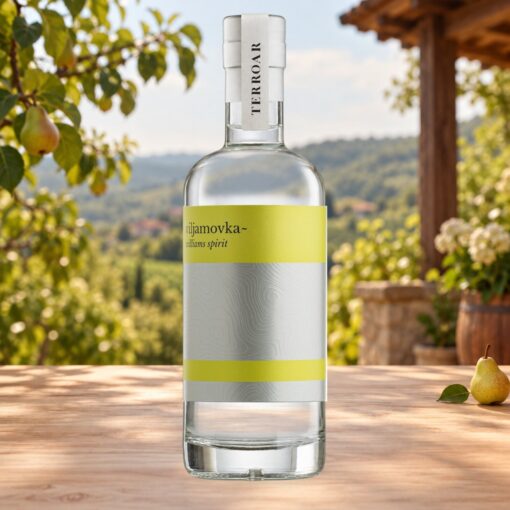 TERROAR Viljamovka 0,70L - Voćna rakija od kruške Viljamovke, kvalitetno piće iz Hrvatske, idealno za aperitiv ili digestiv.